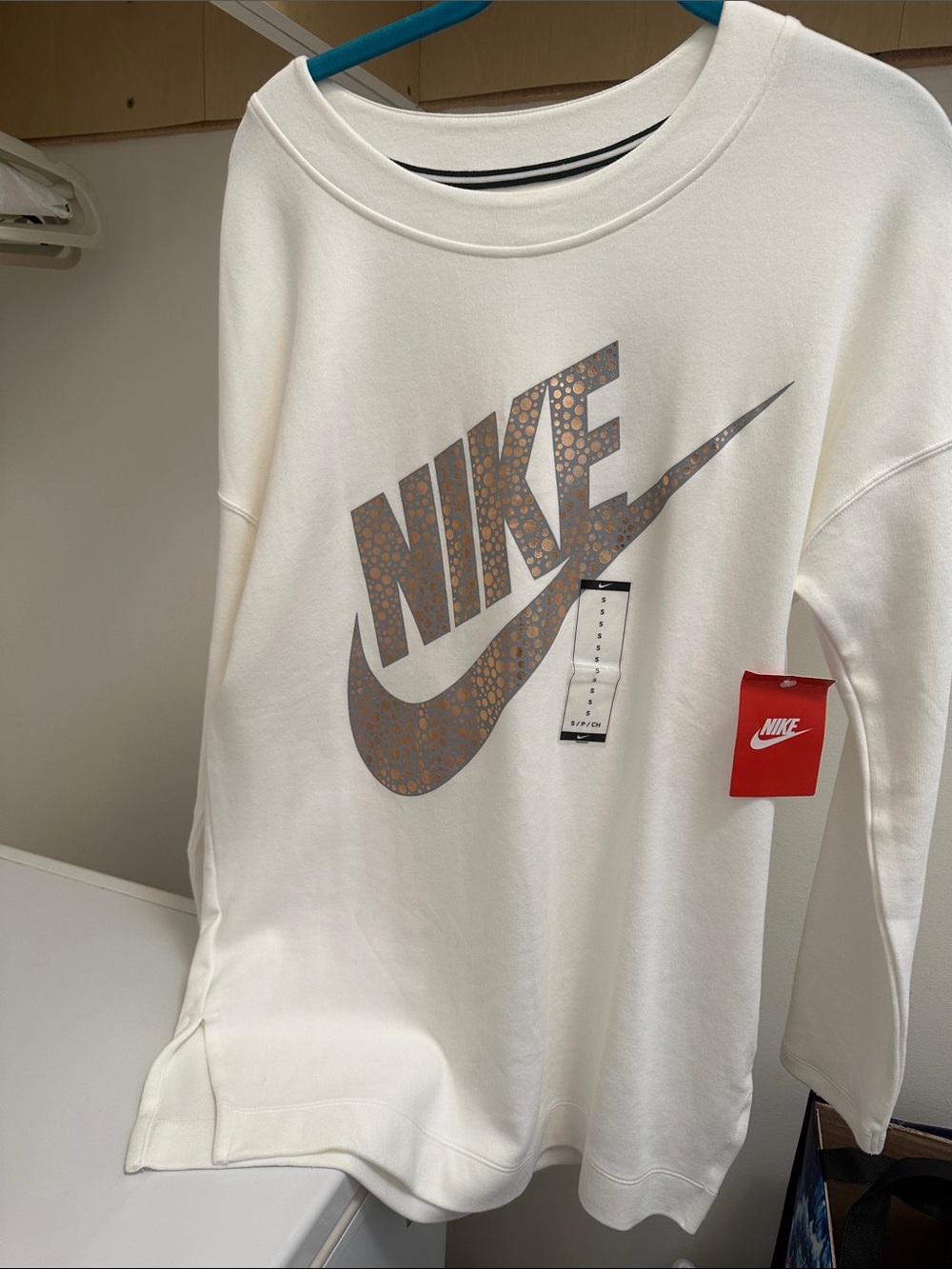 Nike White Crewneck Sweatshirt with Metallic Logo
